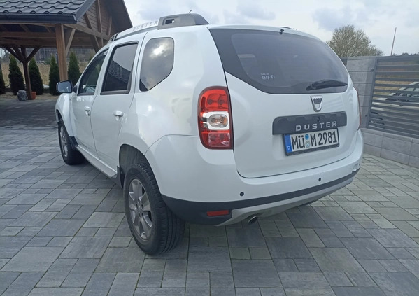 Dacia Duster cena 35500 przebieg: 102000, rok produkcji 2016 z Stronie Śląskie małe 154